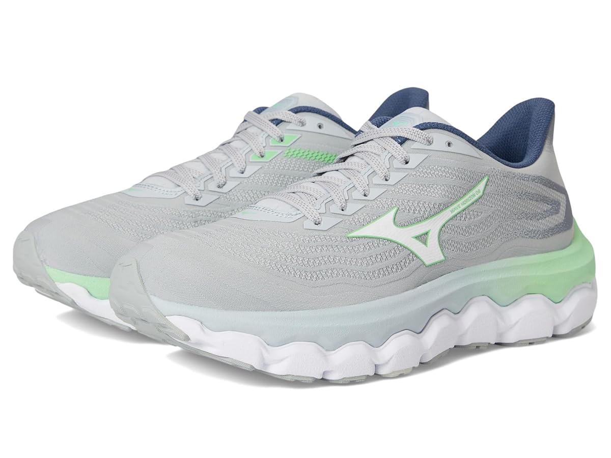 れん＼(^ω^)／ On Cloud 6 Running Shoe (Women's) - Black/Black